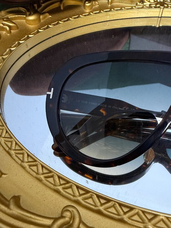 Tom Ford Sunglasses?️ main image 7